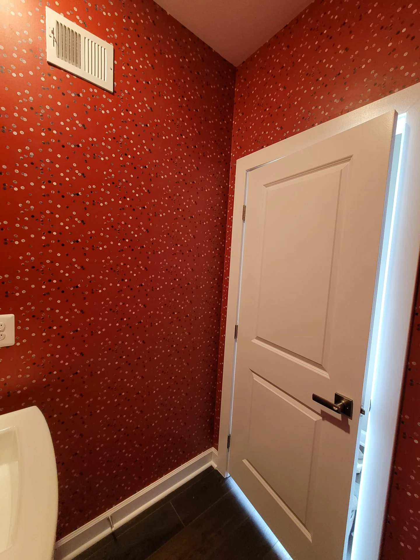 Texas interior design with professional wallpaper