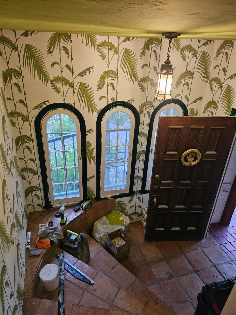 Professional wallpaper removal service in Austin